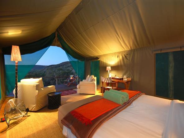 HillsNek Safaris - Bedroom2